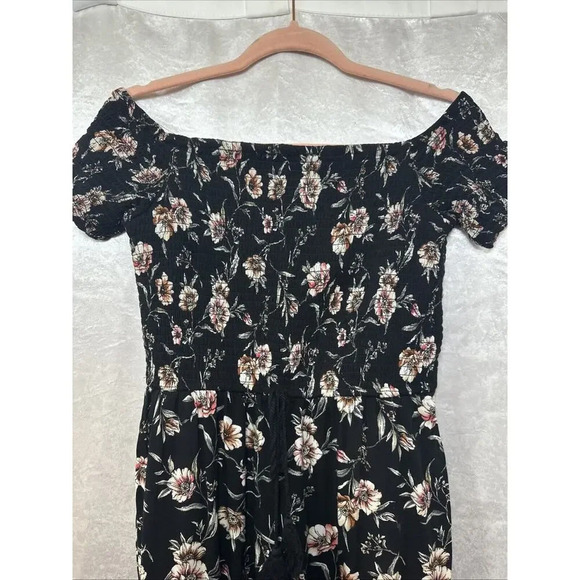 Xhilaration Smocked Floral Wide Leg Jumpsuit Sz M Dark Cottagecore Fairy Stretch - Picture 5 of 9